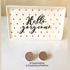 SALE🖤 Stunning Peach Tone Circular Stud Earrings.